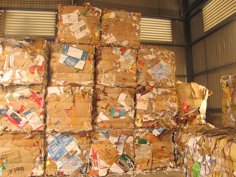 Mua bán giấy phế liệu 