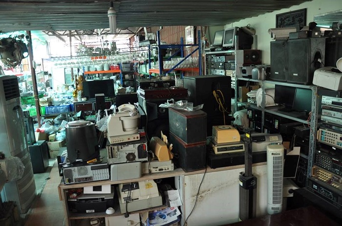 thu mua phế liệu điện tử